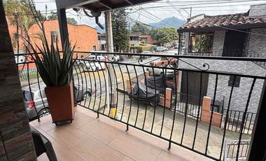 ventas casa bifamiliar en Suramérica