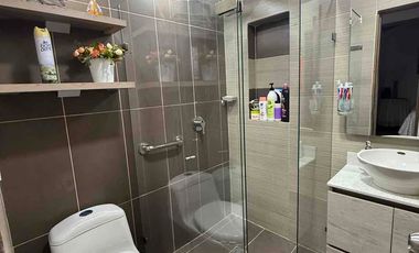 ventas casa bifamiliar en Suramérica