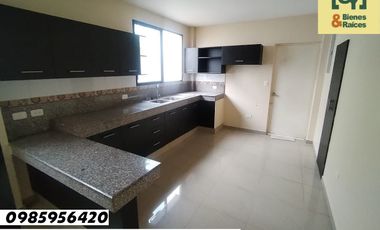 Alq. Casa Napoli    (4 dormitorios)