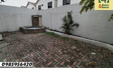 Alq. Casa Napoli    (4 dormitorios)