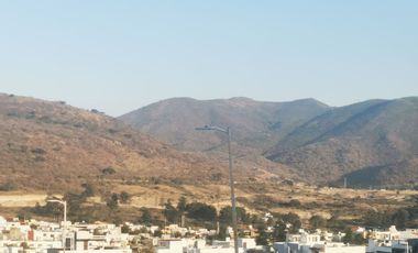 CASA EN RENTA EN SENDEROS DE MONTE VERDE COTO CON ALBERCA Y ROOF GARDEN