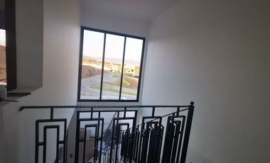 CASA EN RENTA EN SENDEROS DE MONTE VERDE COTO CON ALBERCA Y ROOF GARDEN