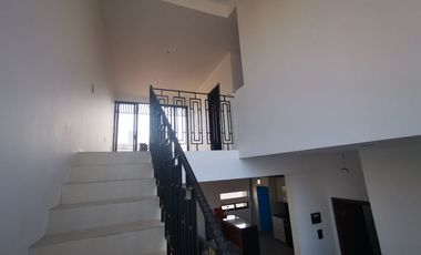 CASA EN RENTA EN SENDEROS DE MONTE VERDE COTO CON ALBERCA Y ROOF GARDEN