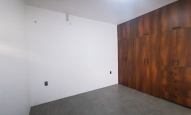 CASA EN RENTA EN SENDEROS DE MONTE VERDE COTO CON ALBERCA Y ROOF GARDEN