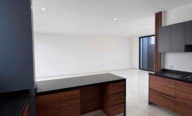 Casa en venta en Valle Imperial en Zapopan