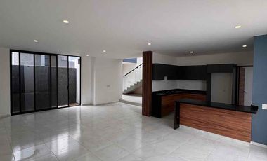 Casa en venta en Valle Imperial en Zapopan