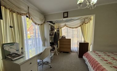 AMPLIA Y ESPECTACULAR CASA EN AV MAHUZIER PEDRO DE VALDIVIA