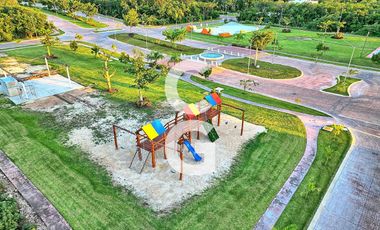 Casa en Venta en Cancún en Residencial Vía Cumbres con 4 Recámaras