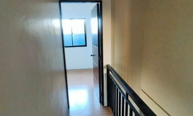 Corner Lot Townhouse for sale in Lawa Calamba Laguna