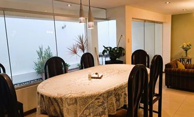 Casa en Venta Frente al Parque