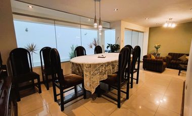Casa en Venta Frente al Parque
