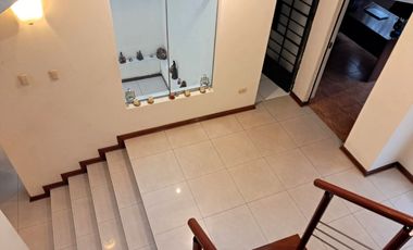 Casa en Venta Frente al Parque