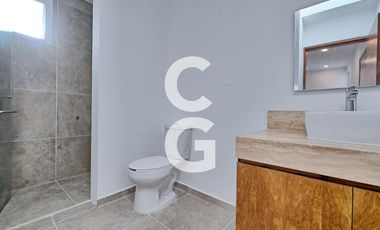 Casa en Venta en Cancun en Residencial Via Cumbres con Excelentes Amenidades