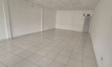 Bodega en Alquiler en Vernaza Norte, Avenida Principal,1Baño, Norte de Gye.