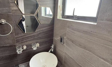 VENDO CASA EN FRACC. RANCHO SANTA MONICA, AGUASCALIENTES CERCA CENTRO COMERCIAL EL DORADO