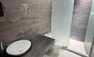 VENDO CASA EN FRACC. RANCHO SANTA MONICA, AGUASCALIENTES CERCA CENTRO COMERCIAL EL DORADO