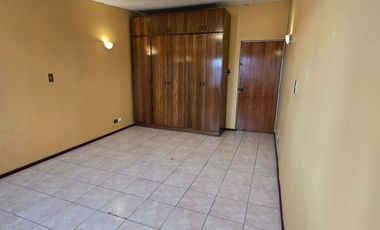 OFERTA Av. Cdte. Robles, II Etapa Pob.Raúl Siva Henríquez