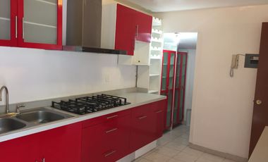 CASA EN RENTA CON 4 HABITACIONES EN VALLE DE LA HACIENDA TOLUCA