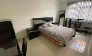 CASA EN RENTA CON 4 HABITACIONES EN VALLE DE LA HACIENDA TOLUCA