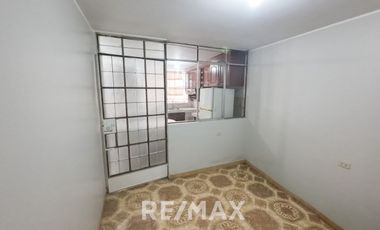 Se Vende Hermosa Casa En San Juan De Lurigancho