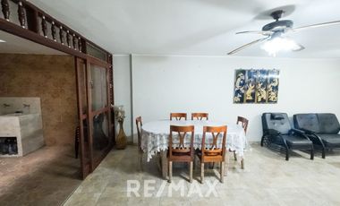 Se Vende Hermosa Casa En San Juan De Lurigancho