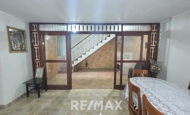 Se Vende Hermosa Casa En San Juan De Lurigancho
