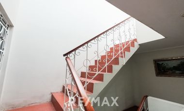 Se Vende Hermosa Casa En San Juan De Lurigancho