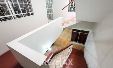 Se Vende Hermosa Casa En San Juan De Lurigancho