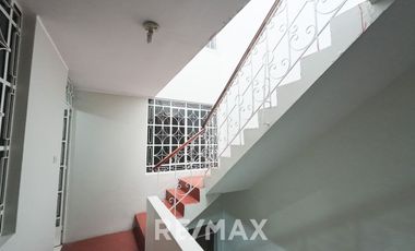 Se Vende Hermosa Casa En San Juan De Lurigancho