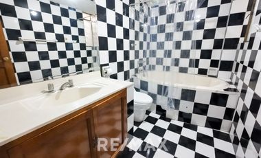 Se Vende Hermosa Casa En San Juan De Lurigancho