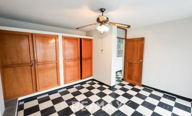Se Vende Hermosa Casa En San Juan De Lurigancho