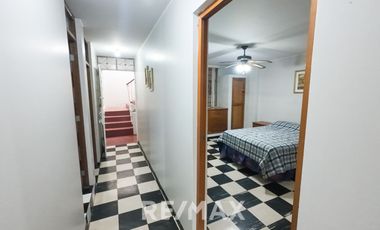 Se Vende Hermosa Casa En San Juan De Lurigancho