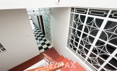 Se Vende Hermosa Casa En San Juan De Lurigancho