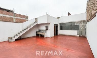 Se Vende Hermosa Casa En San Juan De Lurigancho