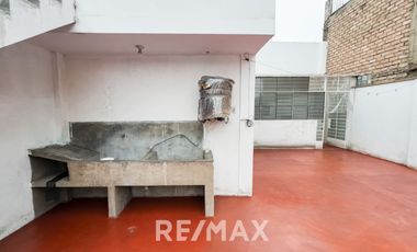 Se Vende Hermosa Casa En San Juan De Lurigancho