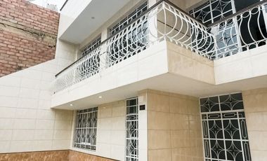 Se Vende Hermosa Casa En San Juan De Lurigancho