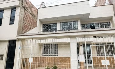 Se Vende Hermosa Casa En San Juan De Lurigancho