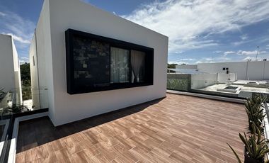 Casa en Venta, Privada Gran Valle Cholul, 3 habitaciones + cuarto de servicio