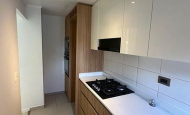 ¡Oportunidad en Valdivia!  Casa Independiente de 2 Pisos en Excelente Estado – 3D/2B + Estacionamiento + Bodega