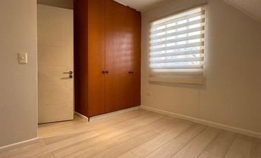 ¡Oportunidad en Valdivia!  Casa Independiente de 2 Pisos en Excelente Estado – 3D/2B + Estacionamiento + Bodega