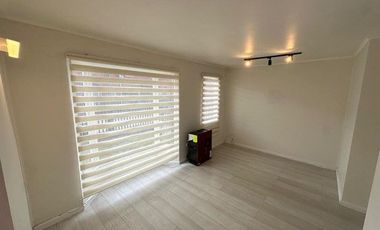 ¡Oportunidad en Valdivia!  Casa Independiente de 2 Pisos en Excelente Estado – 3D/2B + Estacionamiento + Bodega