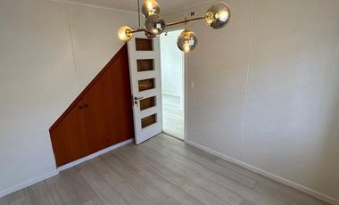 ¡Oportunidad en Valdivia!  Casa Independiente de 2 Pisos en Excelente Estado – 3D/2B + Estacionamiento + Bodega
