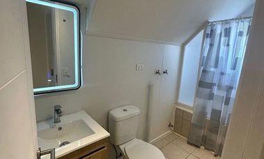 ¡Oportunidad en Valdivia!  Casa Independiente de 2 Pisos en Excelente Estado – 3D/2B + Estacionamiento + Bodega