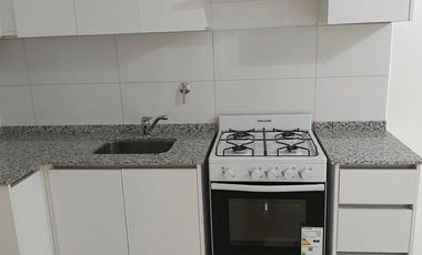 Departamento 2 Ambientes En Torre A, Con Cochera A Estrenar