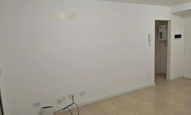 Departamento 2 Ambientes En Torre A, Con Cochera A Estrenar