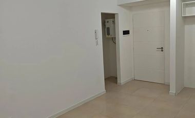 Departamento 2 Ambientes En Torre A, Con Cochera A Estrenar