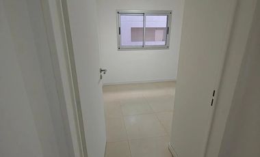 Departamento 2 Ambientes En Torre A, Con Cochera A Estrenar