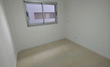 Departamento 2 Ambientes En Torre A, Con Cochera A Estrenar