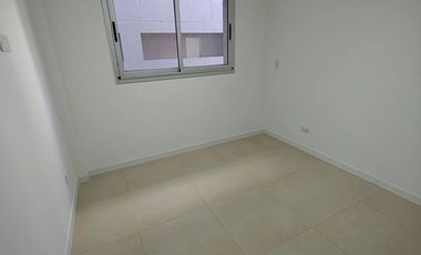 Departamento 2 Ambientes En Torre A, Con Cochera A Estrenar