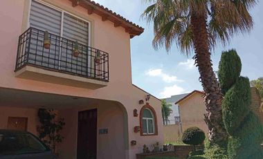 Hermosa casa en venta en Fracc. San José, Tepotzotlán